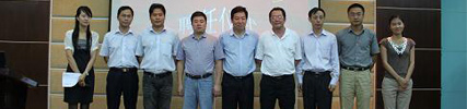 公司领导与专家顾问团合影